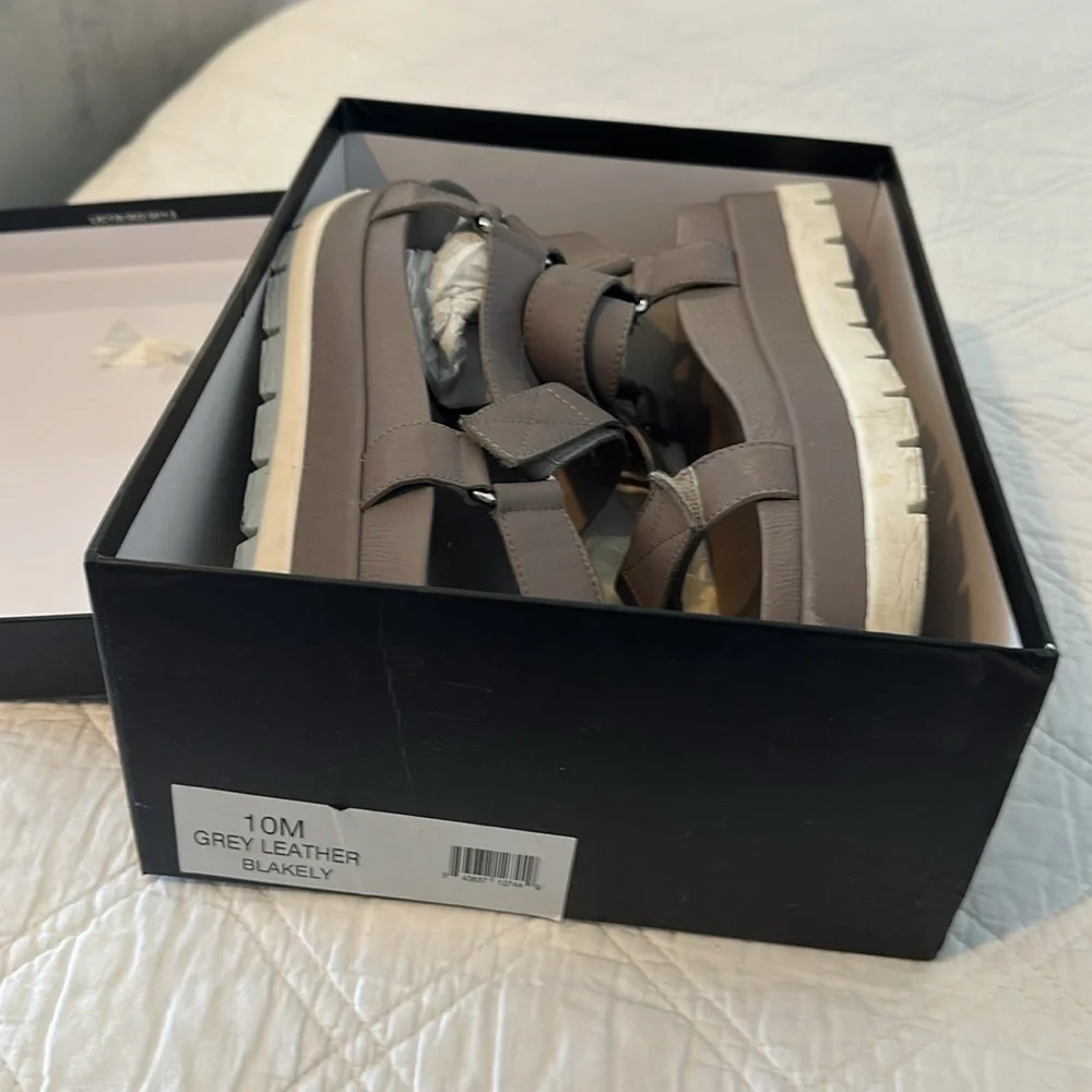 J Slides Blakely Grey Leather Platform Sandal